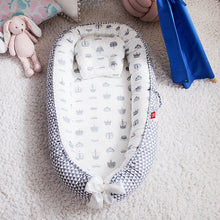 Load image into Gallery viewer, Baby Sleeping Nest Bed100% Soft Cotton Newborn Lounger Portable Crib Suitable Baby nest
